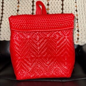 NWT Maria Victoria Hortencia Backpack 🎒 Vibrant Red Woven Tote Bag